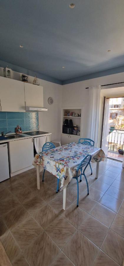 Iride Sul Lago 1 Via Principessa Jolanda 10-Piazza Del Molo Anguillara Sabazia Exterior foto